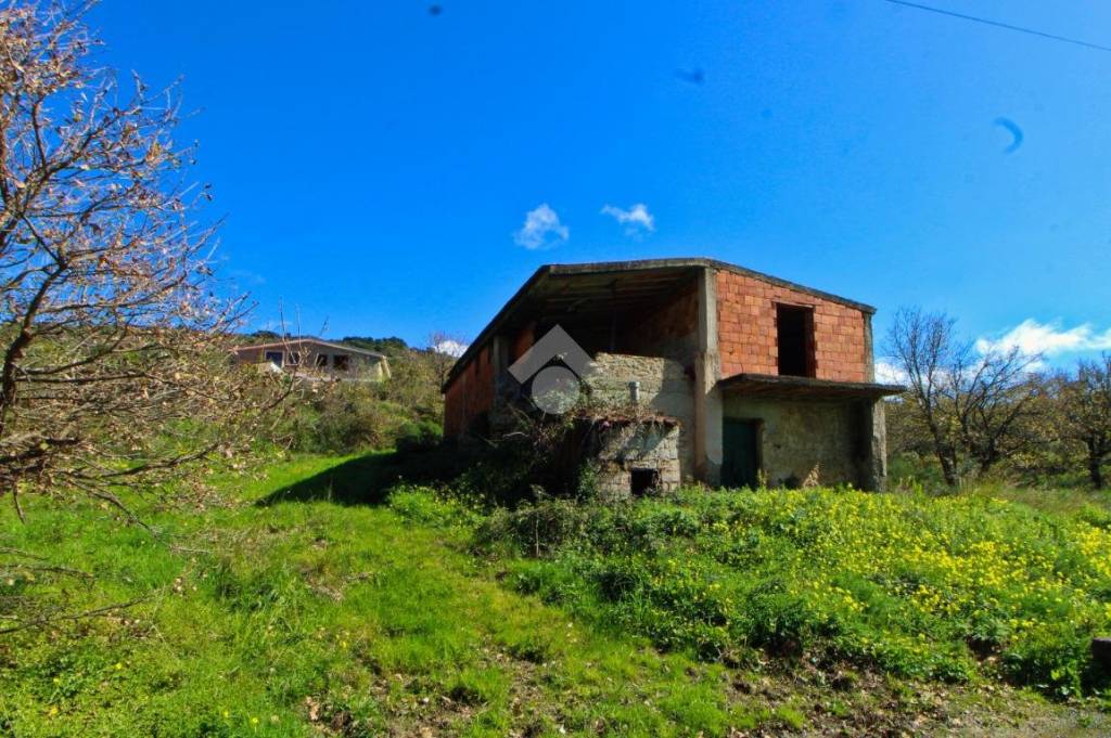 Casa Indipendente in vendita a Centola via isca, 22