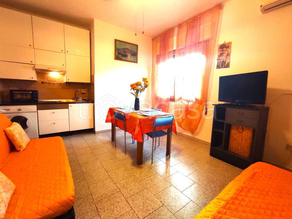 Appartamento in vendita a Comacchio viale delle Dolomiti, 26