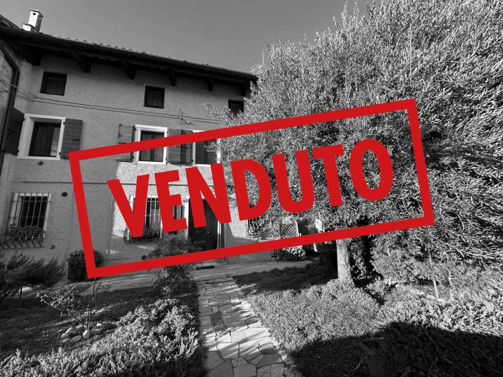 Villa Bifamiliare in vendita a Codroipo via Coseat, 16
