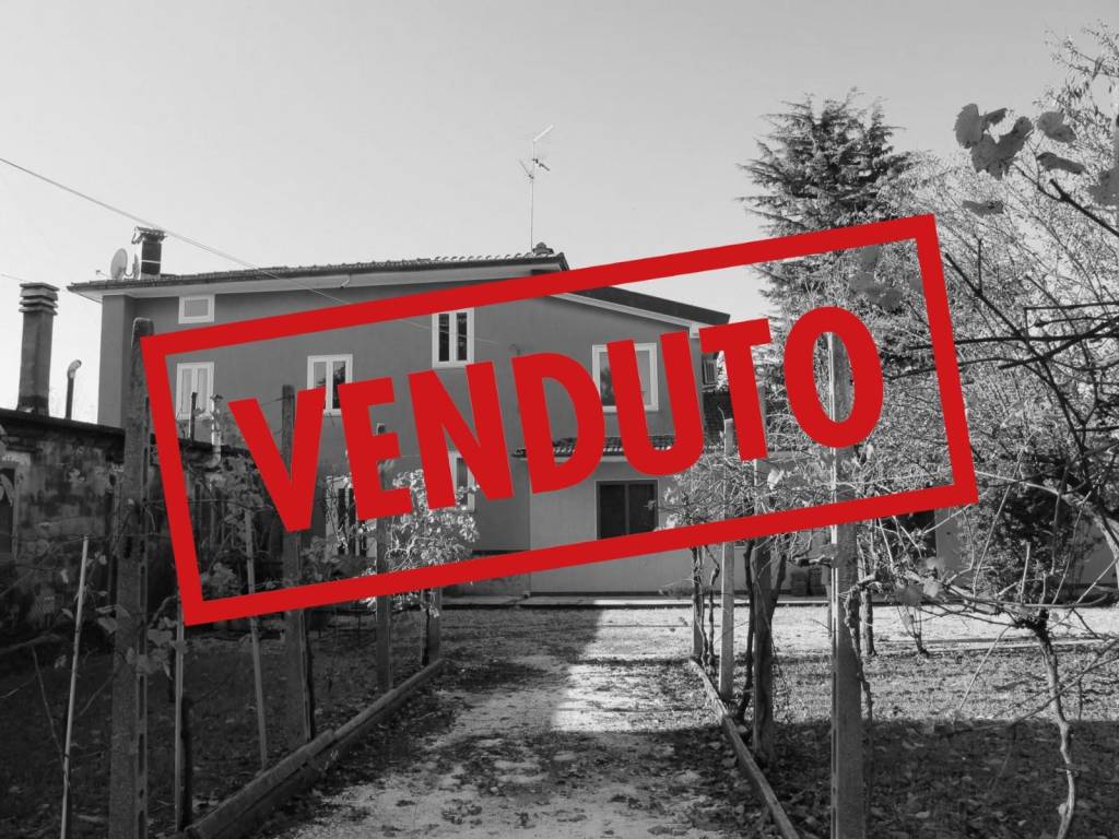 Villa in vendita a Codroipo via Ponte della Delizia, 20