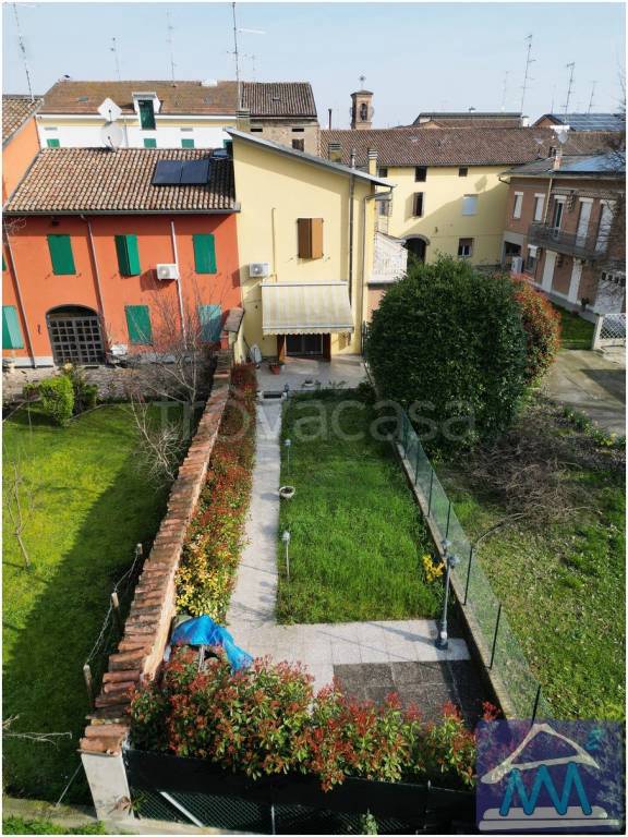 Villa a Schiera in vendita a Fabbrico corso Roma, 24