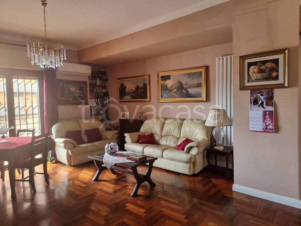 Appartamento in affitto a Palermo via Riccardo Zandonai, 9