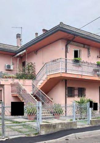Appartamento all'asta a Loreo via Giacomo Puccini, 32, 45017 Loreo ro, Italia