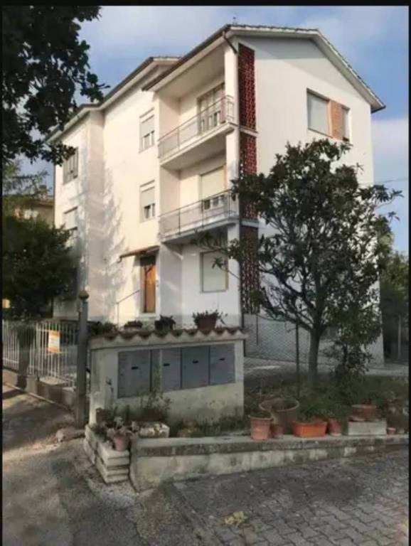 Appartamento in vendita a Serra de' Conti via Santa Lucia