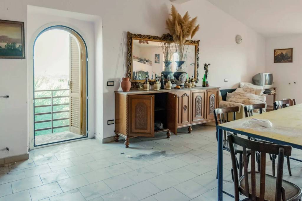 Villa in vendita a Castelvetere sul Calore via Paozone