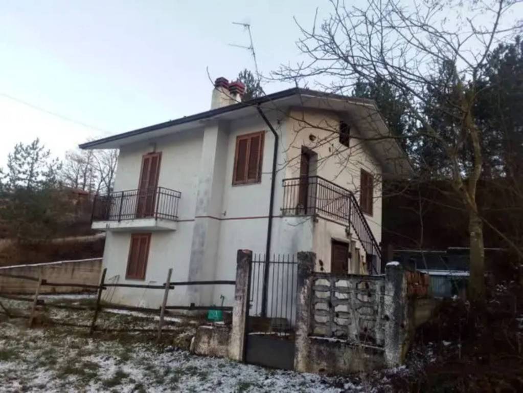 Villa a Schiera in vendita a Colli Verdi frazione bozzola