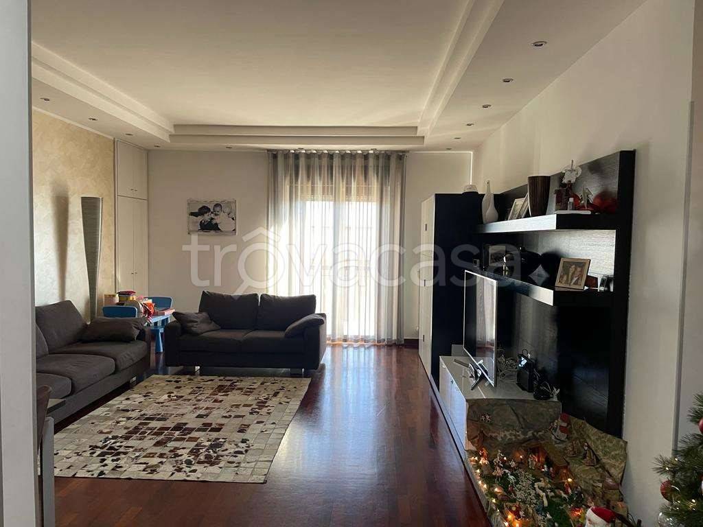 Appartamento in vendita a Mondragone via m. B. Greco, 38