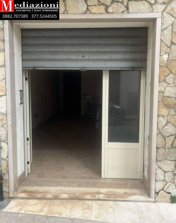 Garage in vendita a Lesina via Piave, 26