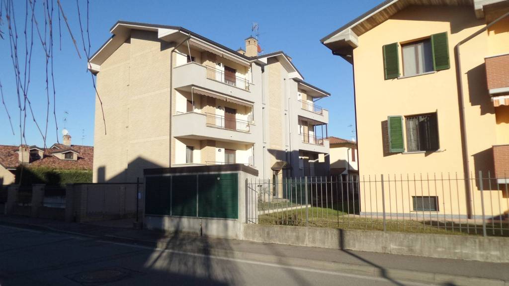 Appartamento in vendita a Vidigulfo via Don Pasquale Rovati