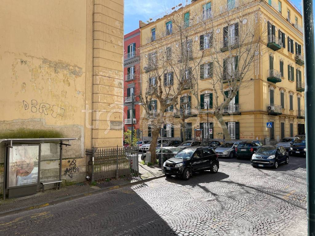 Appartamento in affitto a Napoli via Luca Giordano