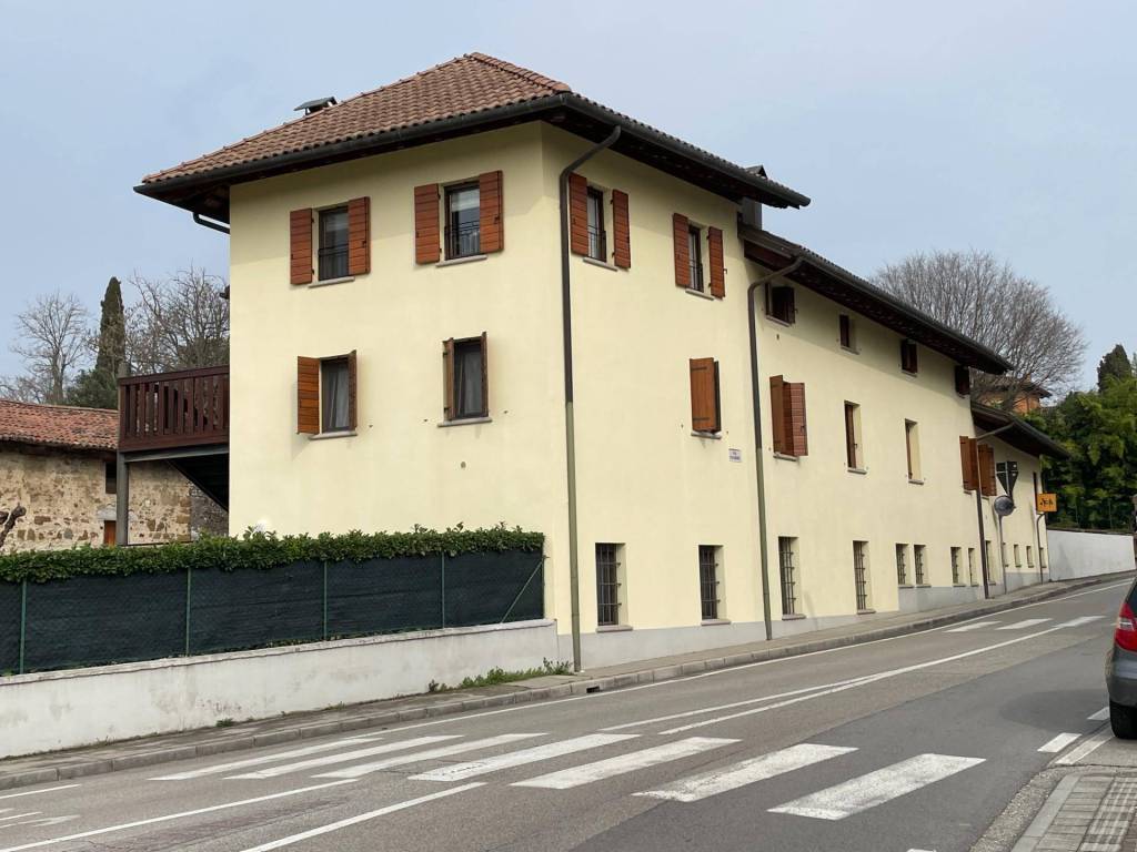 Appartamento in vendita a Buttrio via Pavia, 8