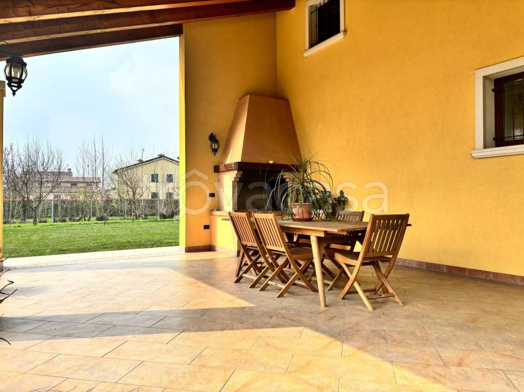 Villa in vendita a Piazzola sul Brenta via Colombina, 7