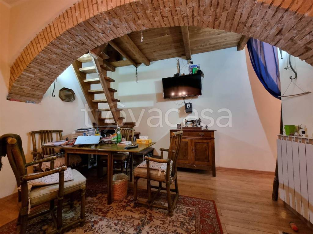 Appartamento in vendita a Roccantica via di Santa Chiara