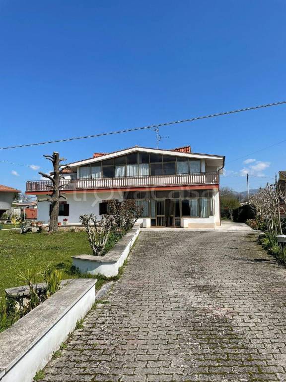 Villa in in vendita da privato a Labico via Agrolatino, 5