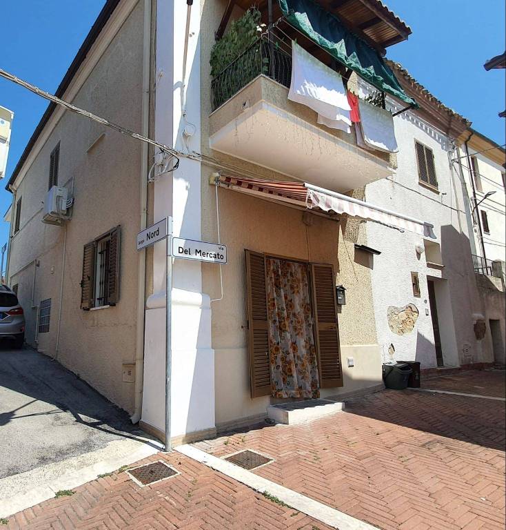 Casa Indipendente in in vendita da privato a Roseto degli Abruzzi via Tramontana, 9