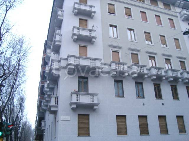 Appartamento in affitto a Milano via Vincenzo Foppa, 43