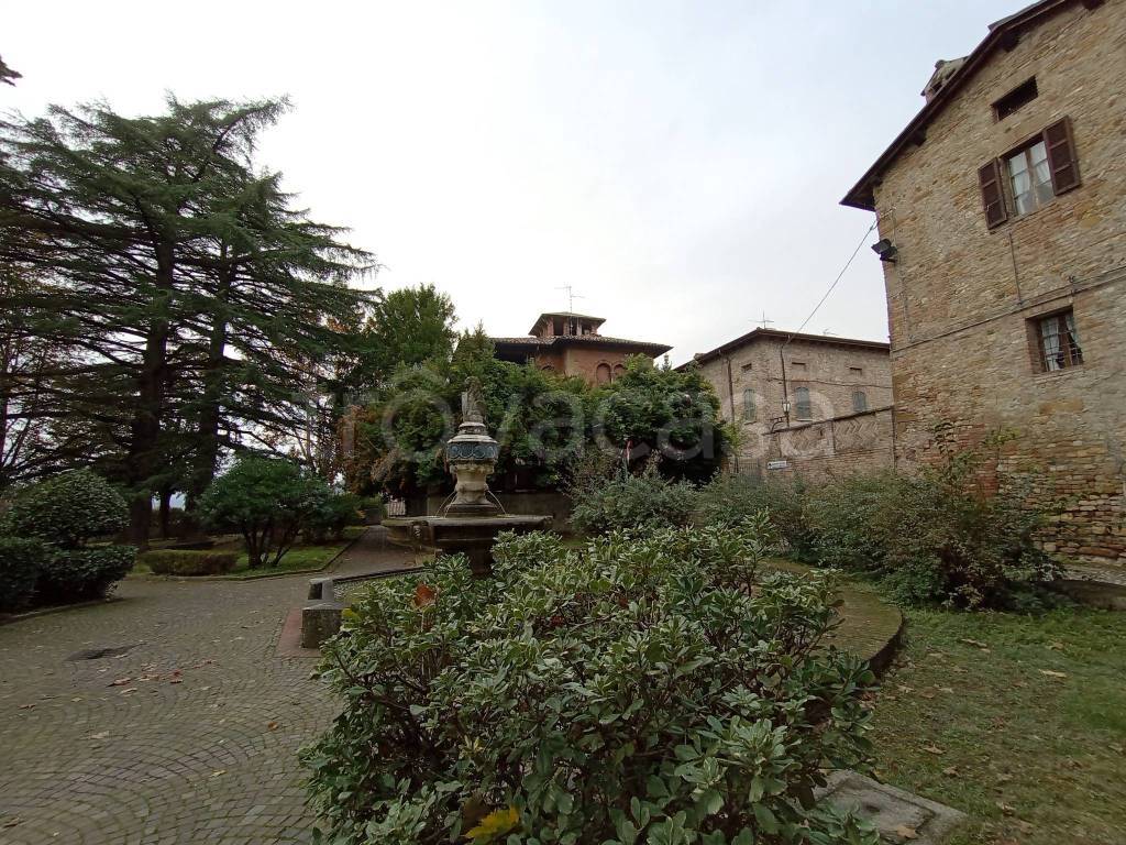 Villa in vendita a Castell'Arquato