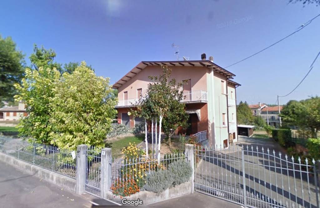 Ufficio in in vendita da privato a Neviano degli Arduini frazione Scurano, 49