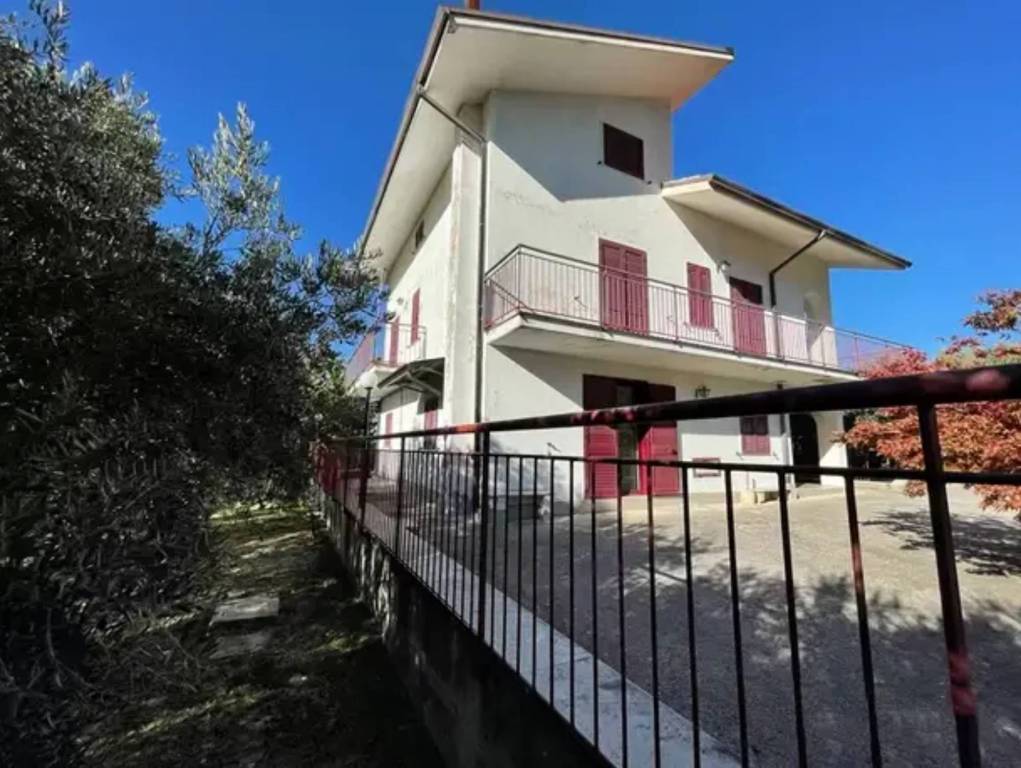 Villa in vendita a San Mango sul Calore macchia Pietra