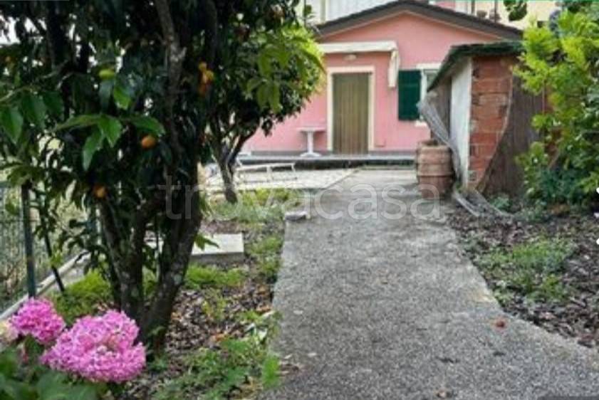 Villa in vendita a Rapallo via Tonnego