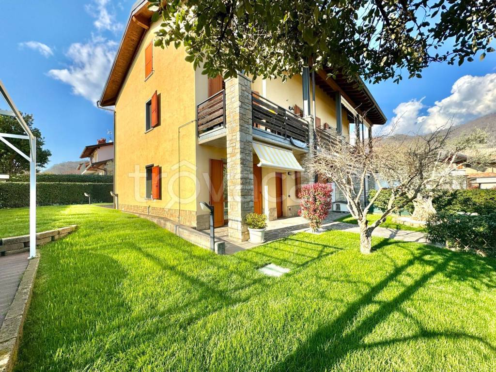 Appartamento in vendita a Villa d'Adda via Messo, 32