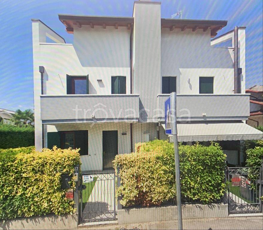Casa Indipendente in in vendita da privato ad Abano Terme via Giacomo Puccini