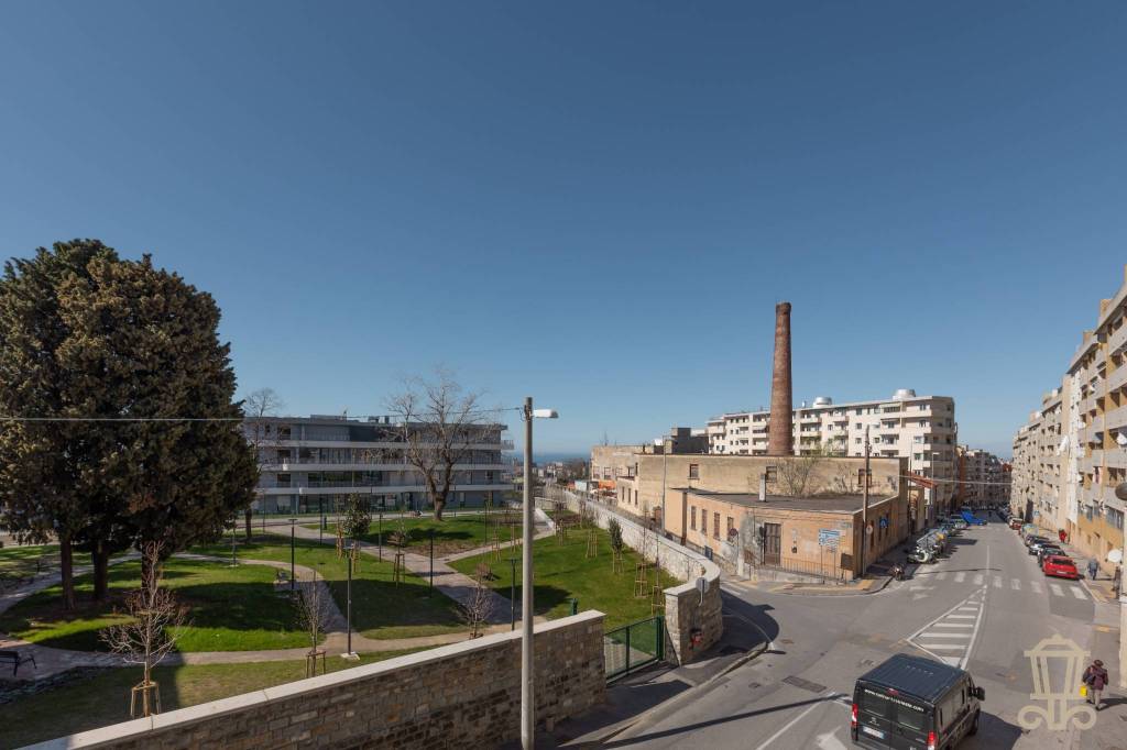 Appartamento in vendita a Trieste via del Molino a Vento, 154