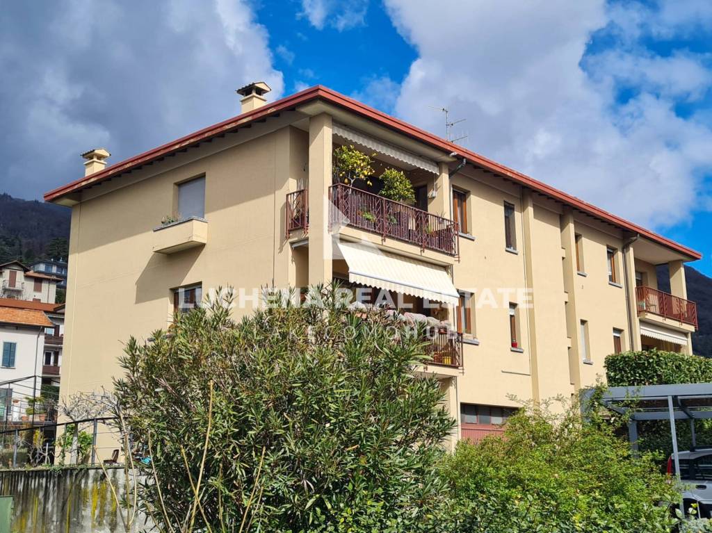 Appartamento in affitto a Cernobbio via Vittorio Veneto, 9