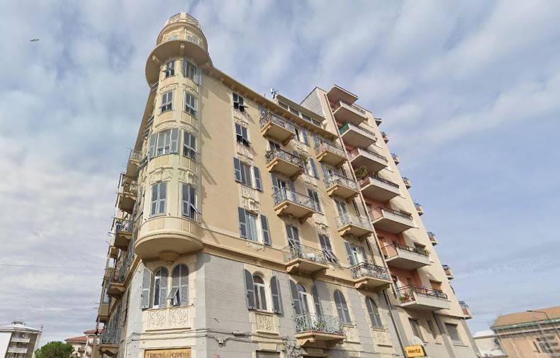 Appartamento in vendita a Savona corso Vittorio Veneto, 2