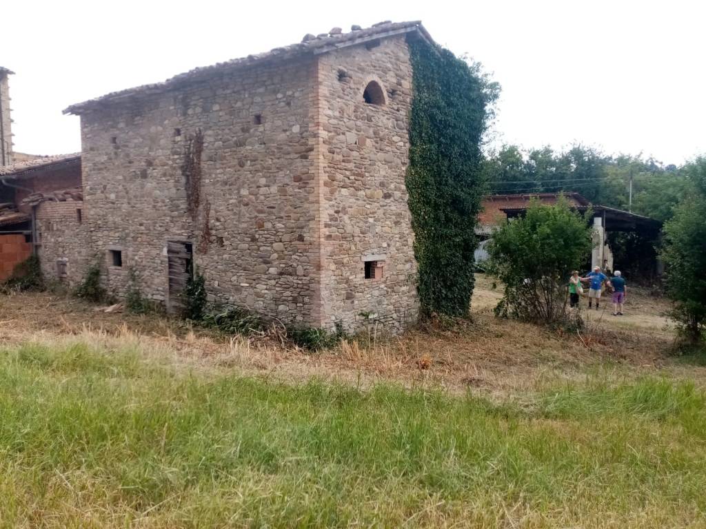 Villa in vendita a Marano sul Panaro via Fondovalle