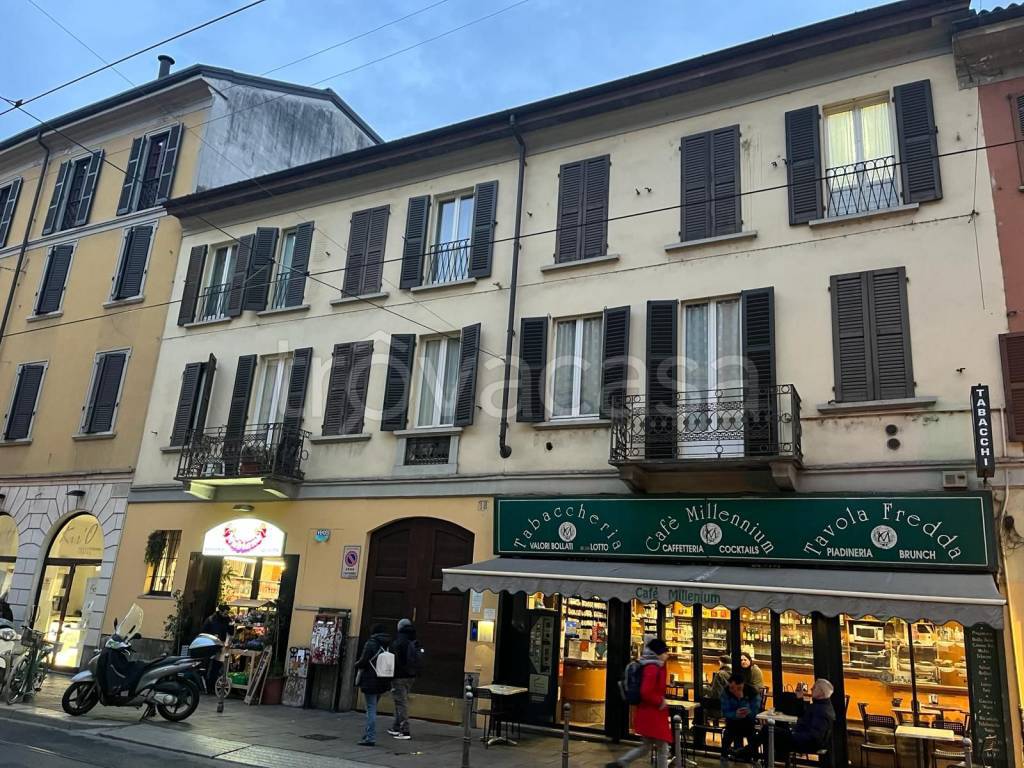 Appartamento in affitto a Milano corso San Gottardo, 18