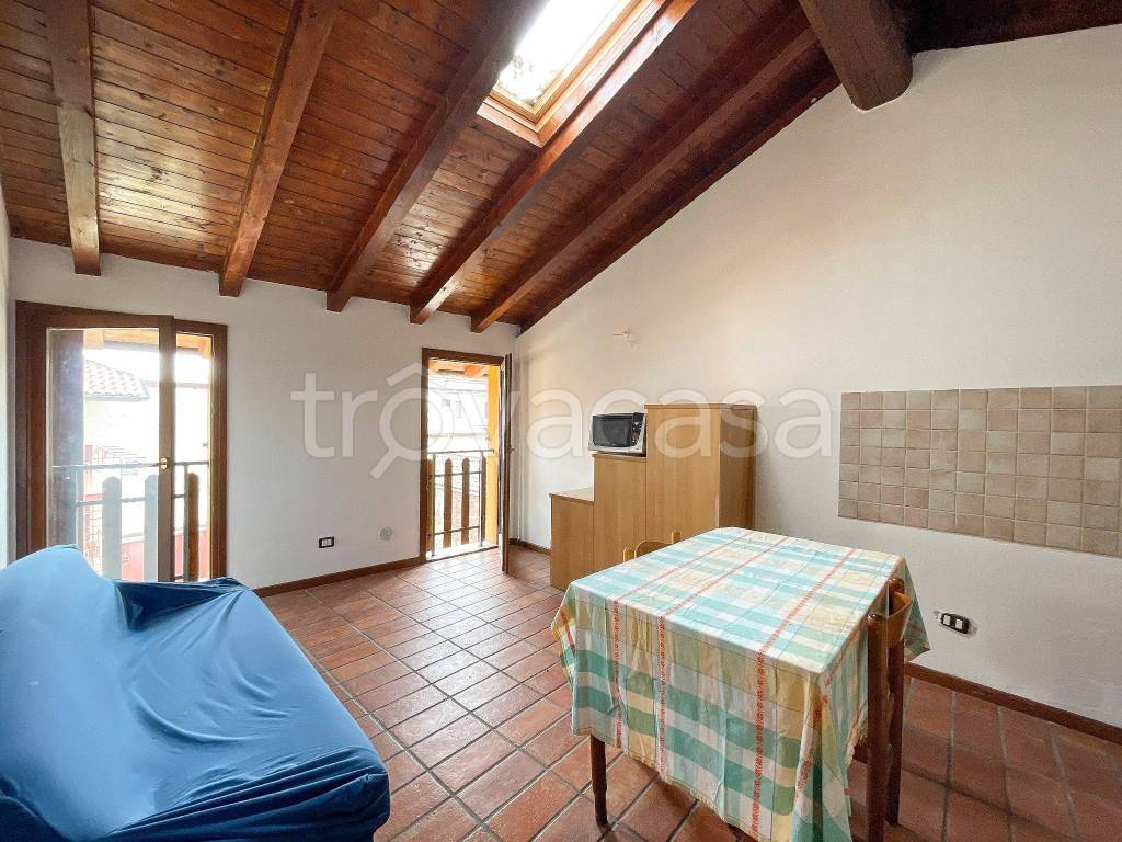 Appartamento in vendita a Capriate San Gervasio via Benaglia, 13