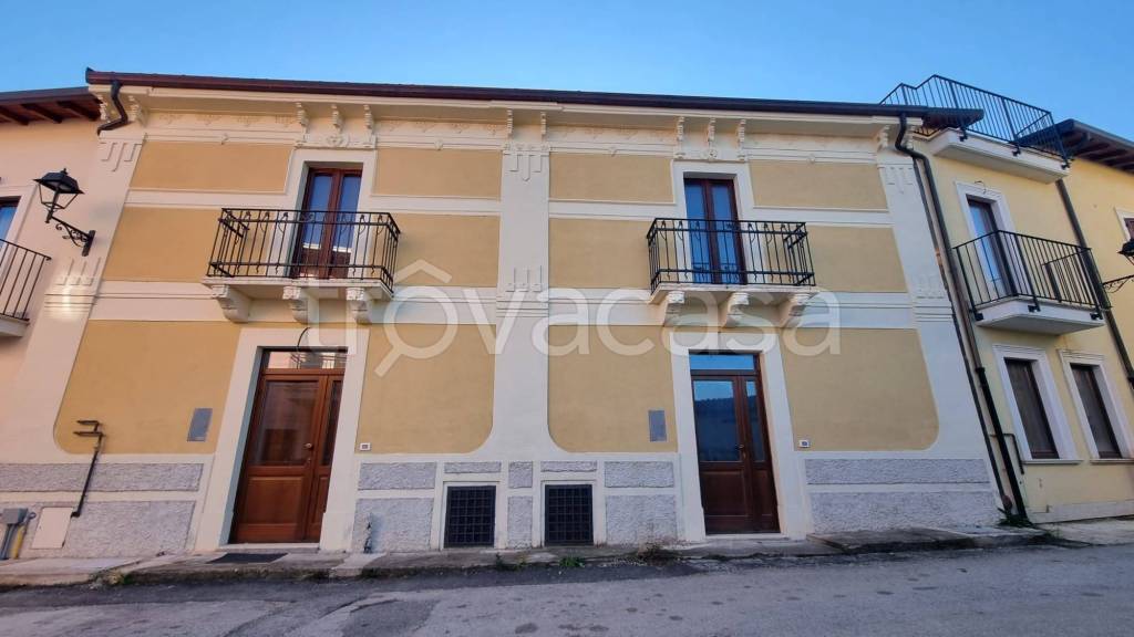 Casa Indipendente in vendita a Villa Sant'Angelo via Colle Saraceno, 24