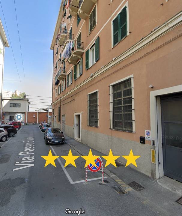 Appartamento all'asta a Genova via Passo Buole