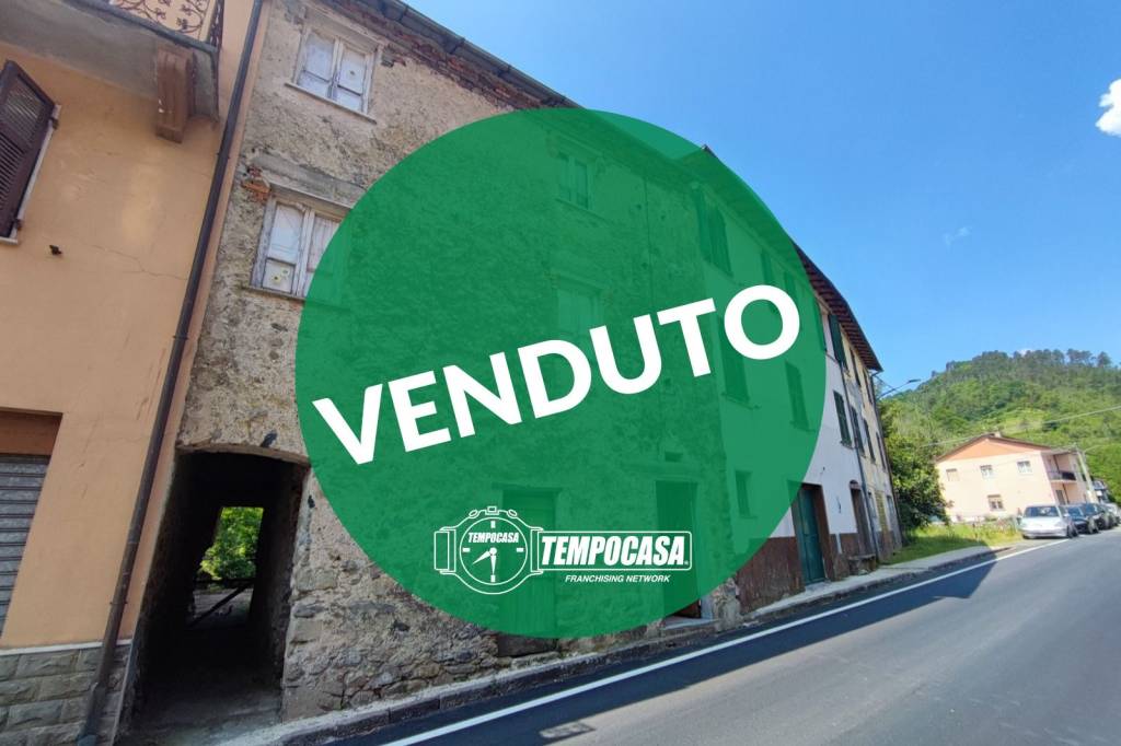 Casa Indipendente in vendita a Borghetto di Vara via Genova, 19
