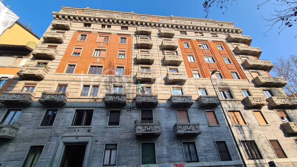 Appartamento in affitto a Milano via Giuditta Sidoli