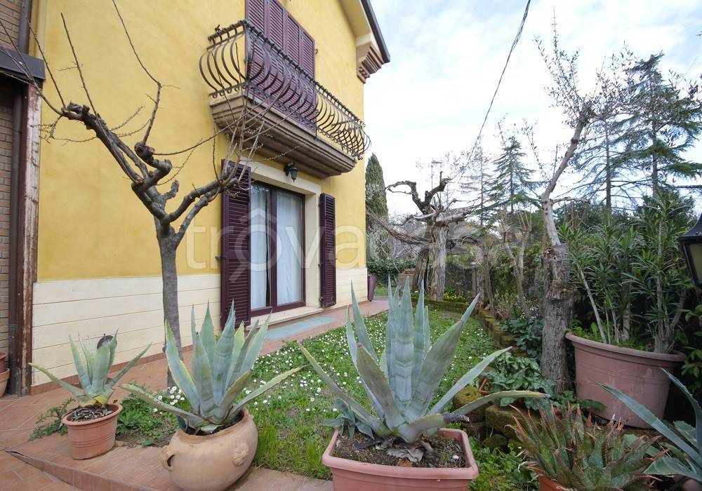 Villa in vendita a Misano Adriatico via Ca' Andrino, 6