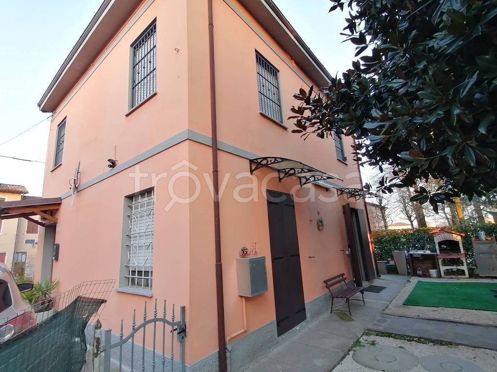 Casa Indipendente in vendita a Bomporto via Cristo, 41