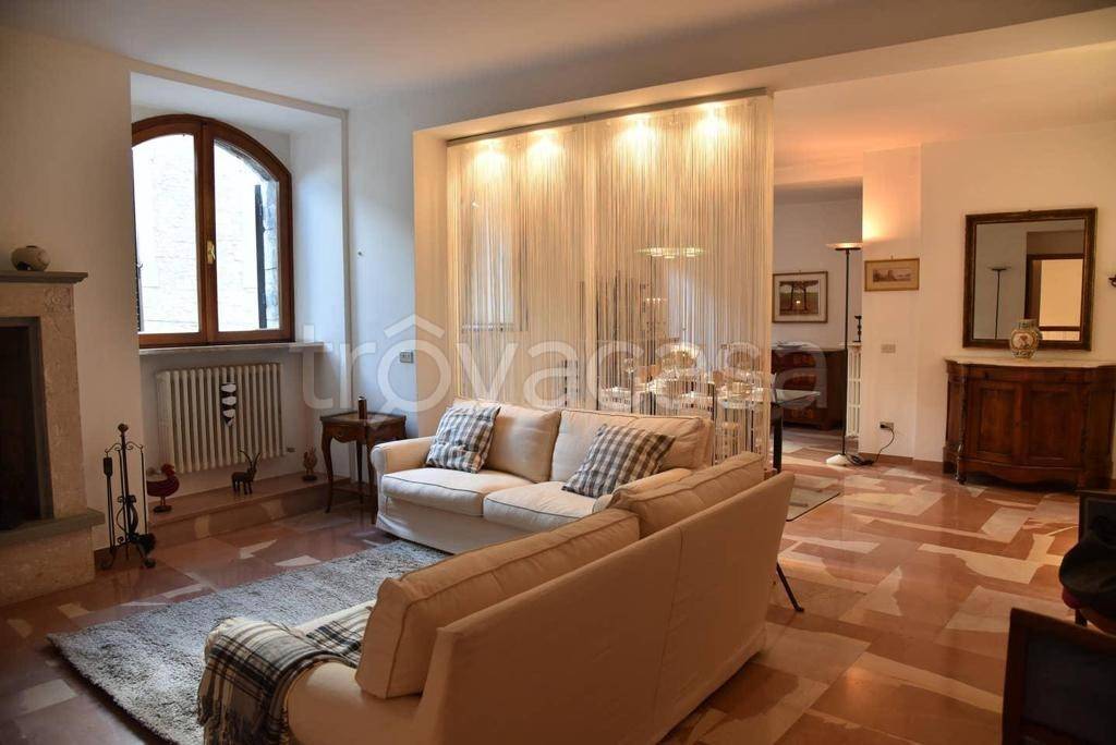 Appartamento in vendita ad Assisi via San Paolo