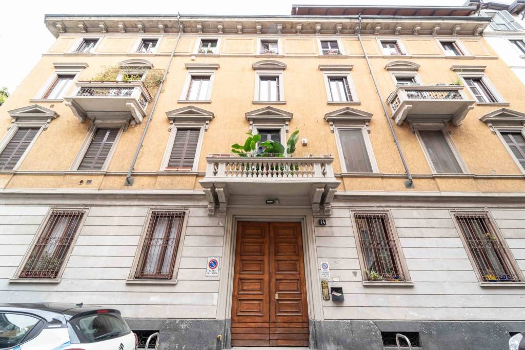 Appartamento in affitto a Milano via Lazzaro Palazzi, 14