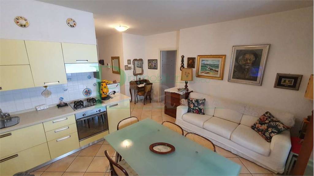 Appartamento in vendita a Rimini via Bascucci, 21