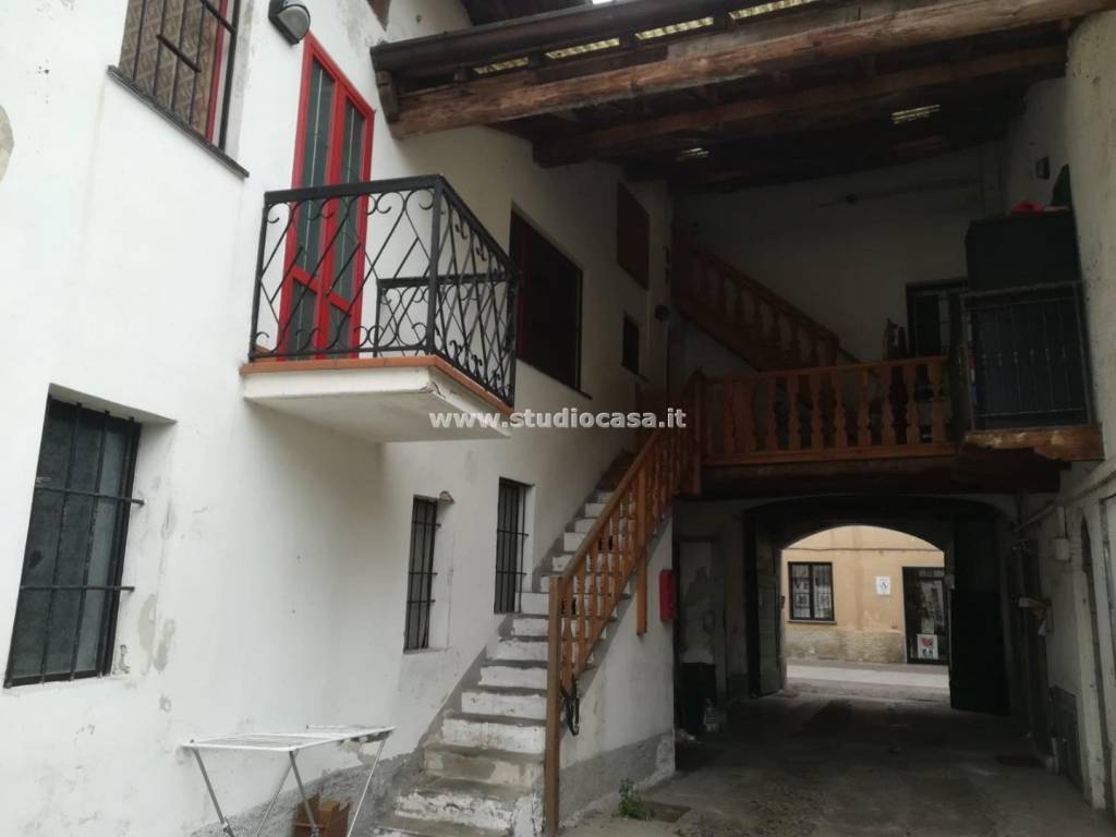 Appartamento in vendita a Calvenzano via Lusardi