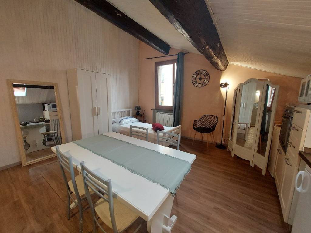 Appartamento in affitto a Ferrara via Centoversuri