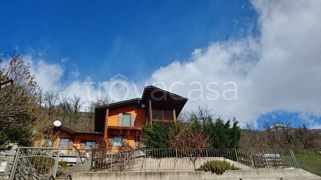Villa Bifamiliare in vendita a Quart frazione Vallerod, 11/a