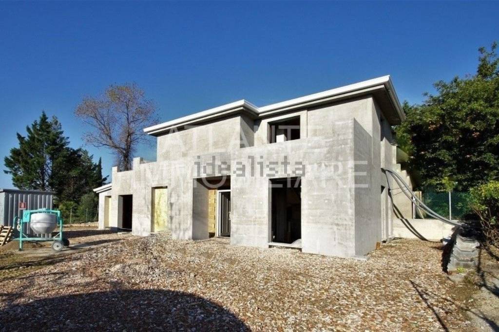 Villa in vendita a Riccione viale Fermo s.n.c.