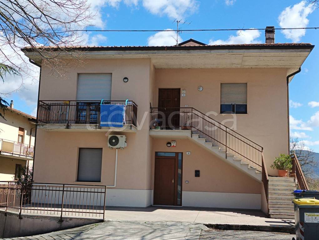 Appartamento in vendita a Spoleto località Pontebari