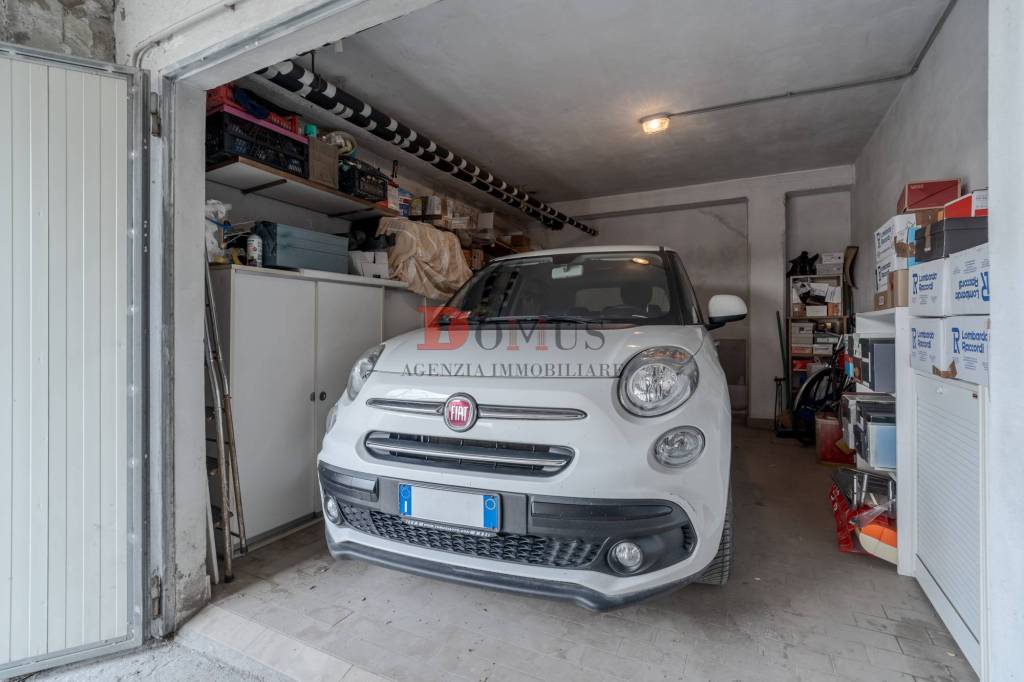 Garage in vendita a Mantova via Parma, 18