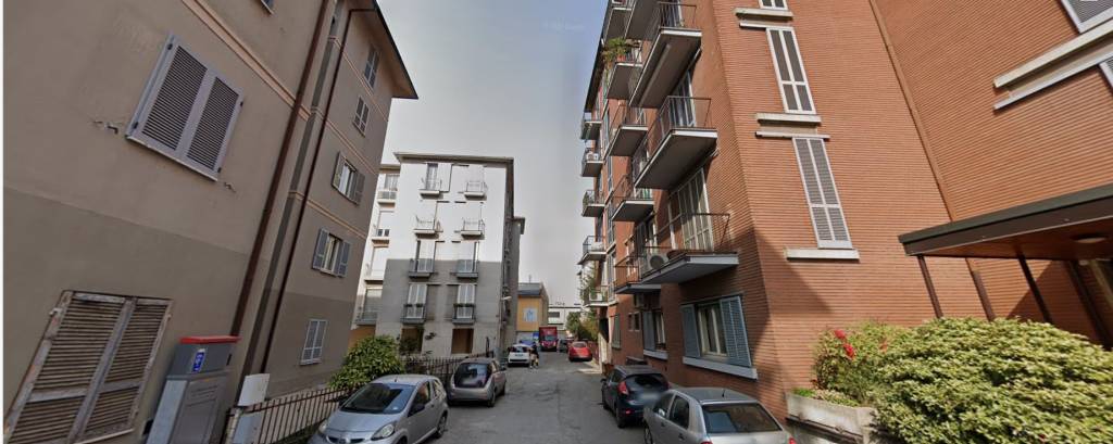 Appartamento in affitto a Pavia via Riviera