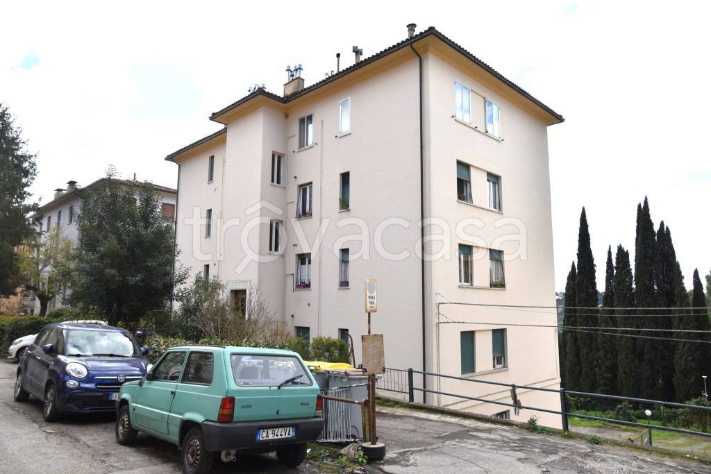 Appartamento in vendita a Perugia via Giuseppe Massari, 3