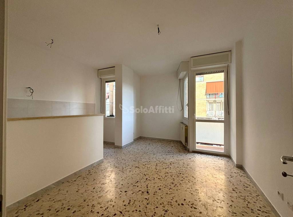 Appartamento in affitto a Roma via Eugenio Torelli Viollier, 109